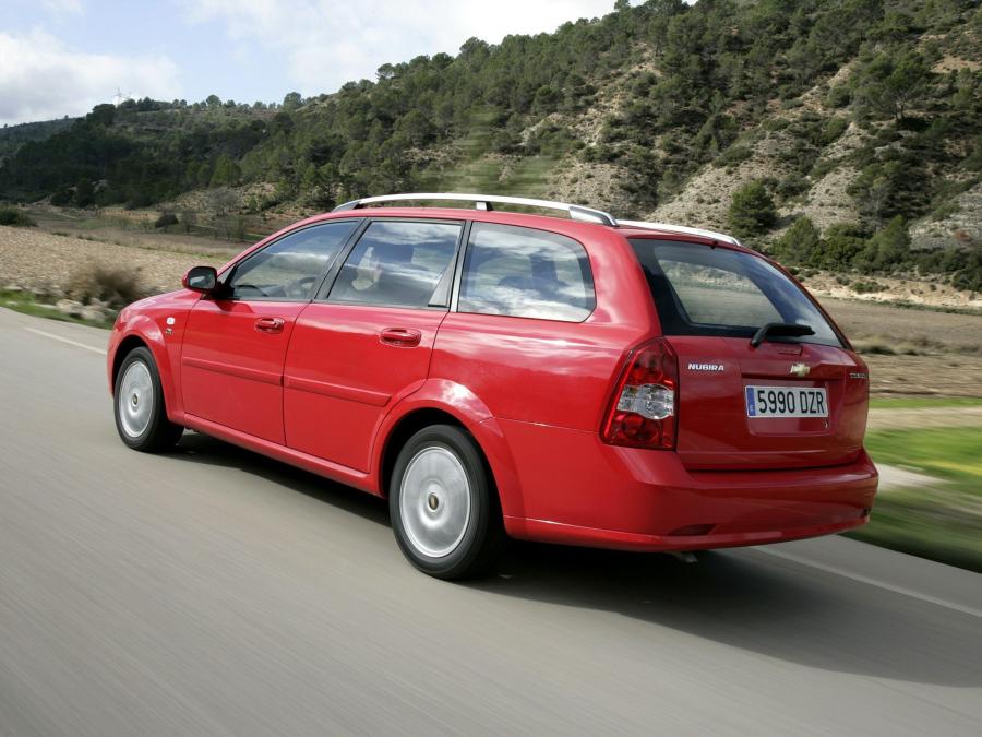  Chevrolet Nubira Station Wagon 2004 года  (фото 8 из 16)